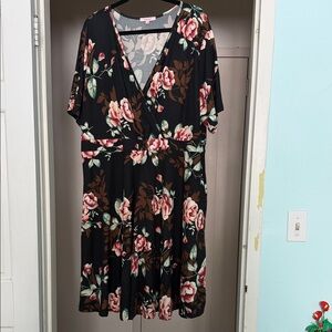 Chic Black Floral Midi Dress